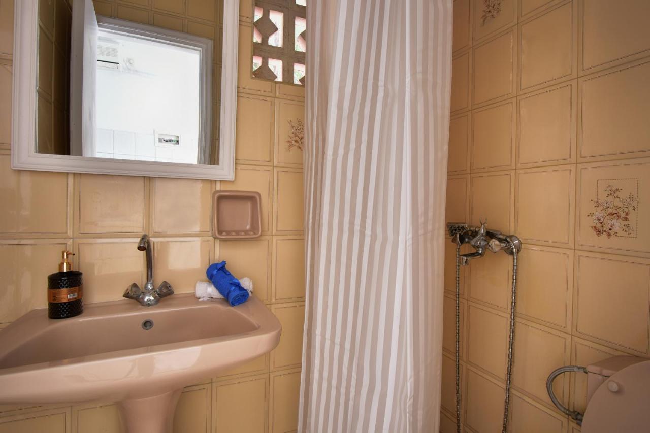 Merlyn Rooms Into The Nature, 100M From The Beach Dafnila Esterno foto